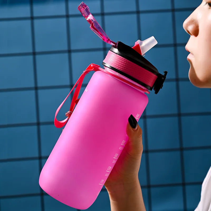 Garrafa de Água Motivacional 700ml com Canudo | Esportes e Atividades ao Ar Livre