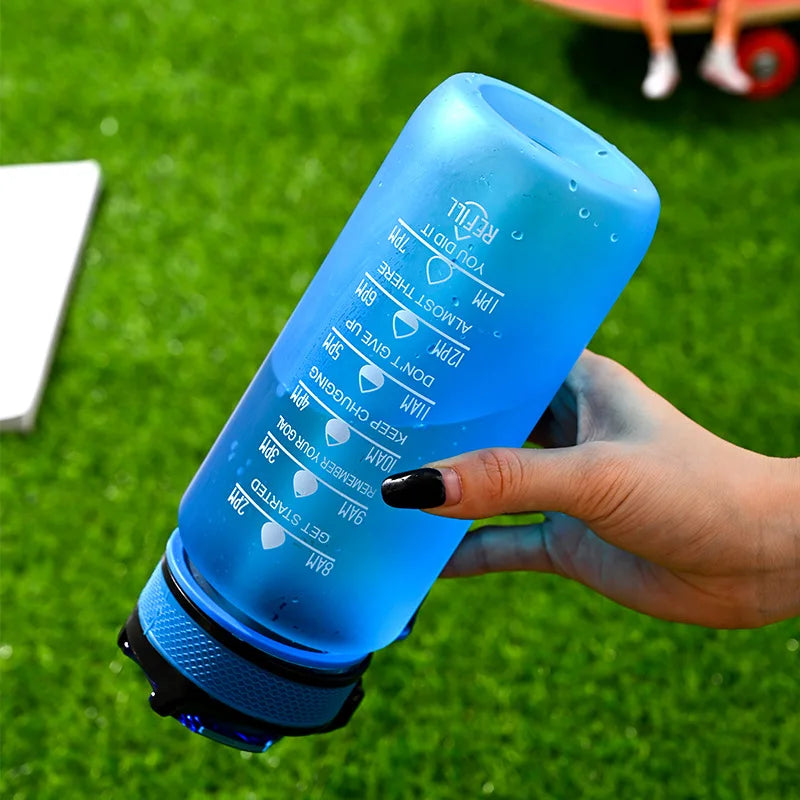 Garrafa de Água Motivacional 700ml com Canudo | Esportes e Atividades ao Ar Livre